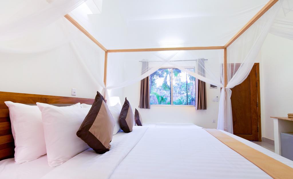 River Bay Villa Siem Reap Bagian luar foto